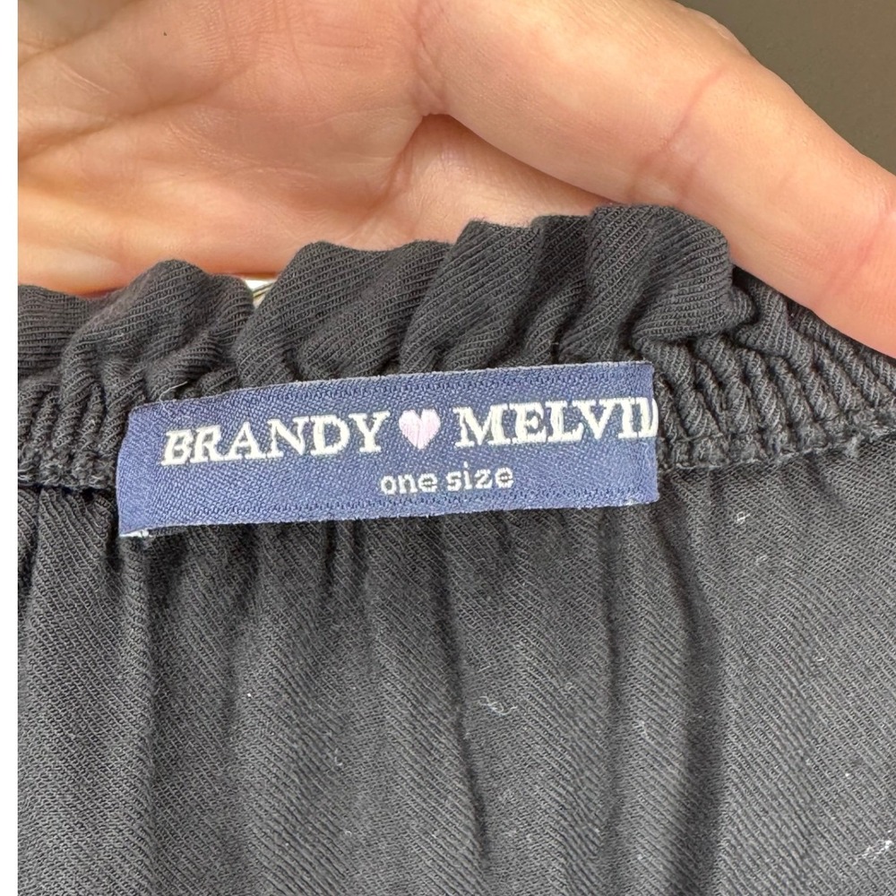 Brandy Melville Black Long Sleeve Off The Shoulder Ruffle Romper One Size Italy - Picture 2 of 4